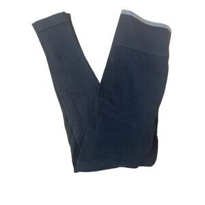 Vuori Helix Seamless Leggings Size XS The Rise The Shine Gray Black